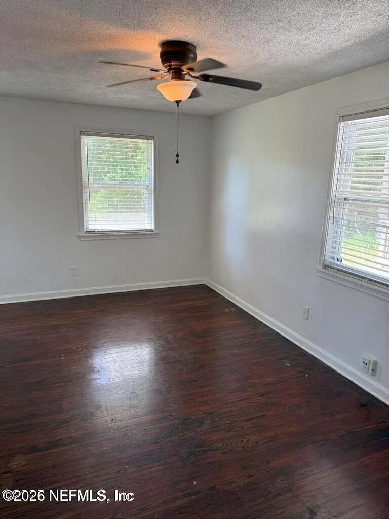Photo of 4762 CAMBRIDGE Road