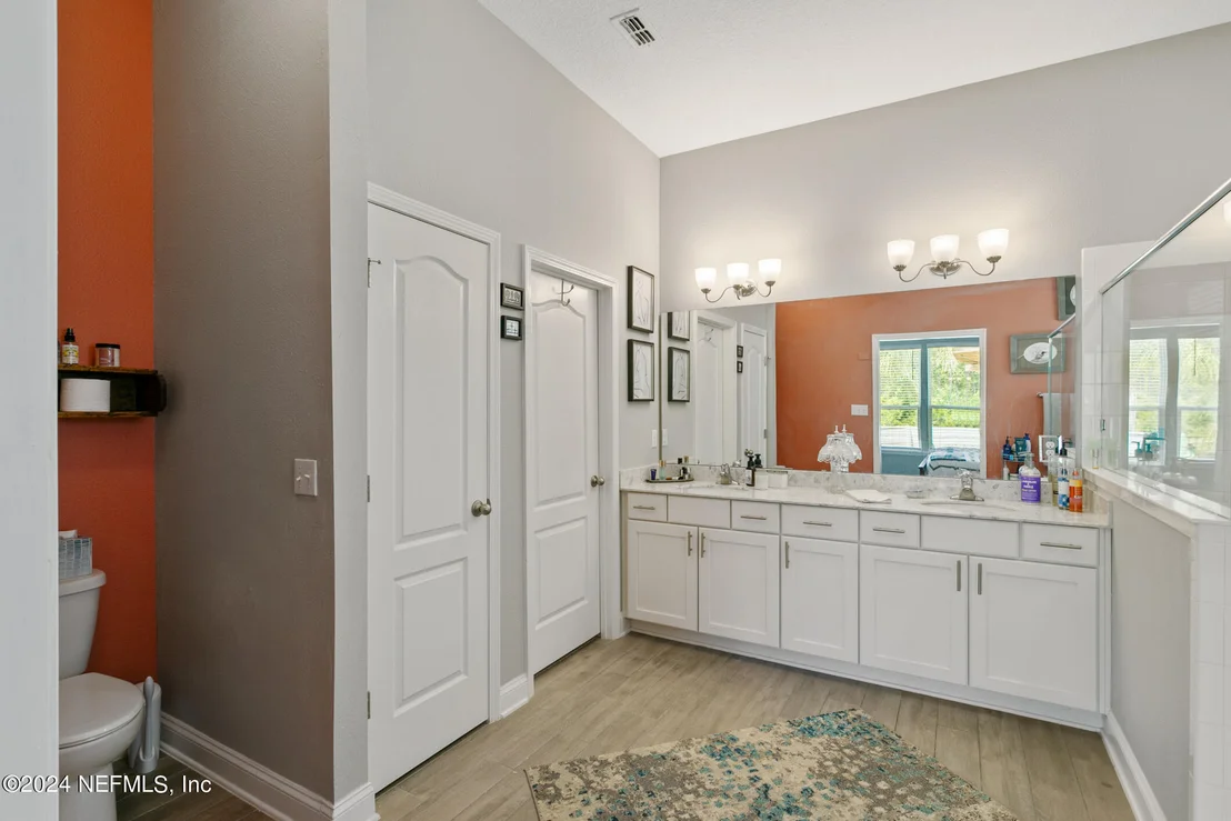 Photo of 362 CEDARSTONE Way