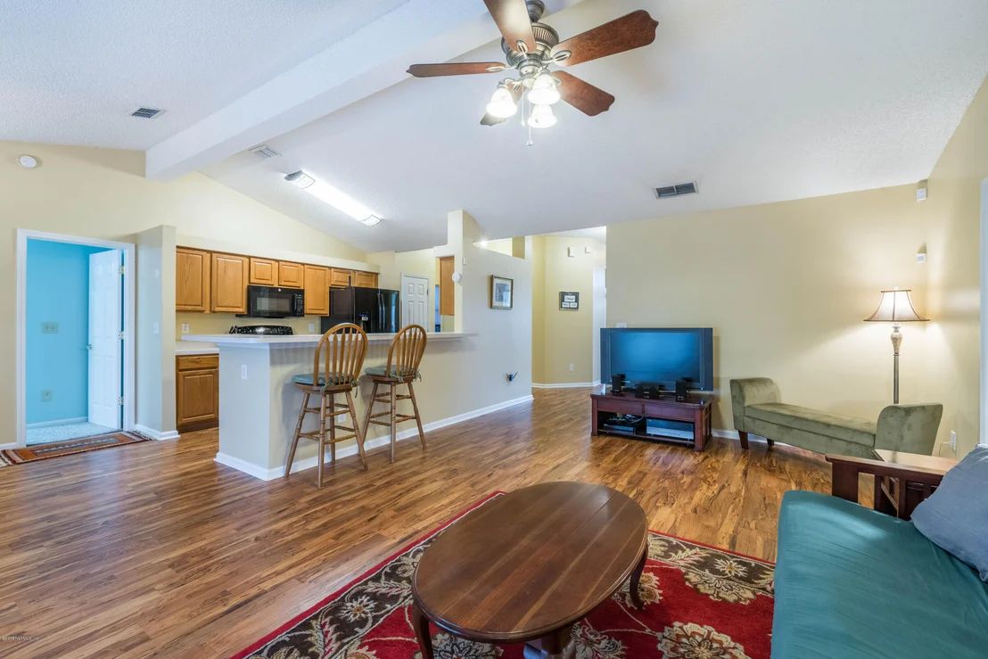 Photo of 525 WHITE JASMINE Way