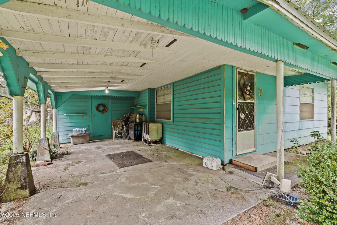 Photo of 44125 JARRETT Road