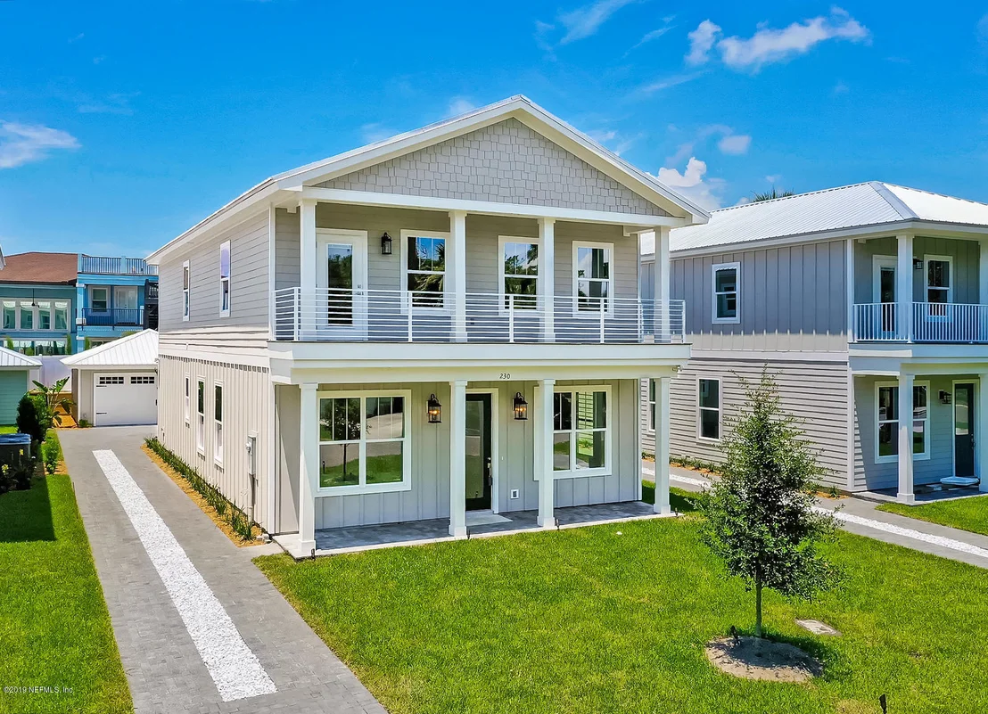 Photo of 230 DAVIS Street