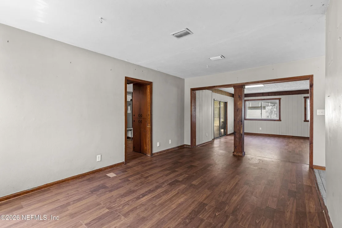 Photo of 4122 RENDALE Drive N