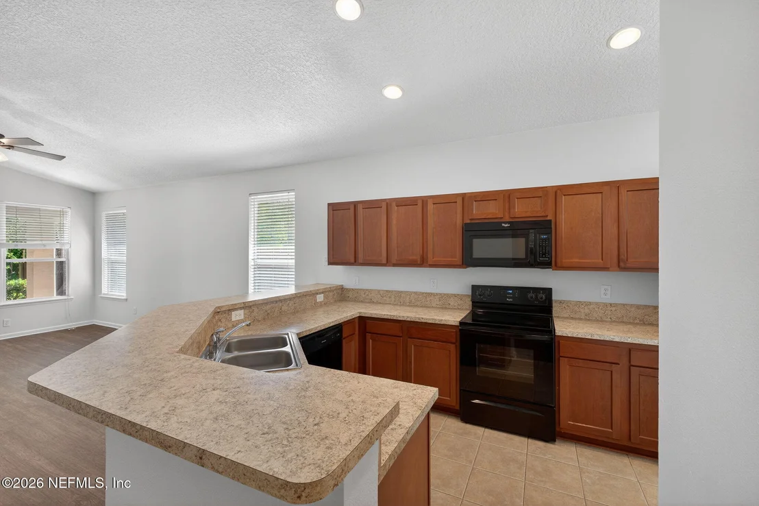 Photo of 3028 ATHERLEY Road