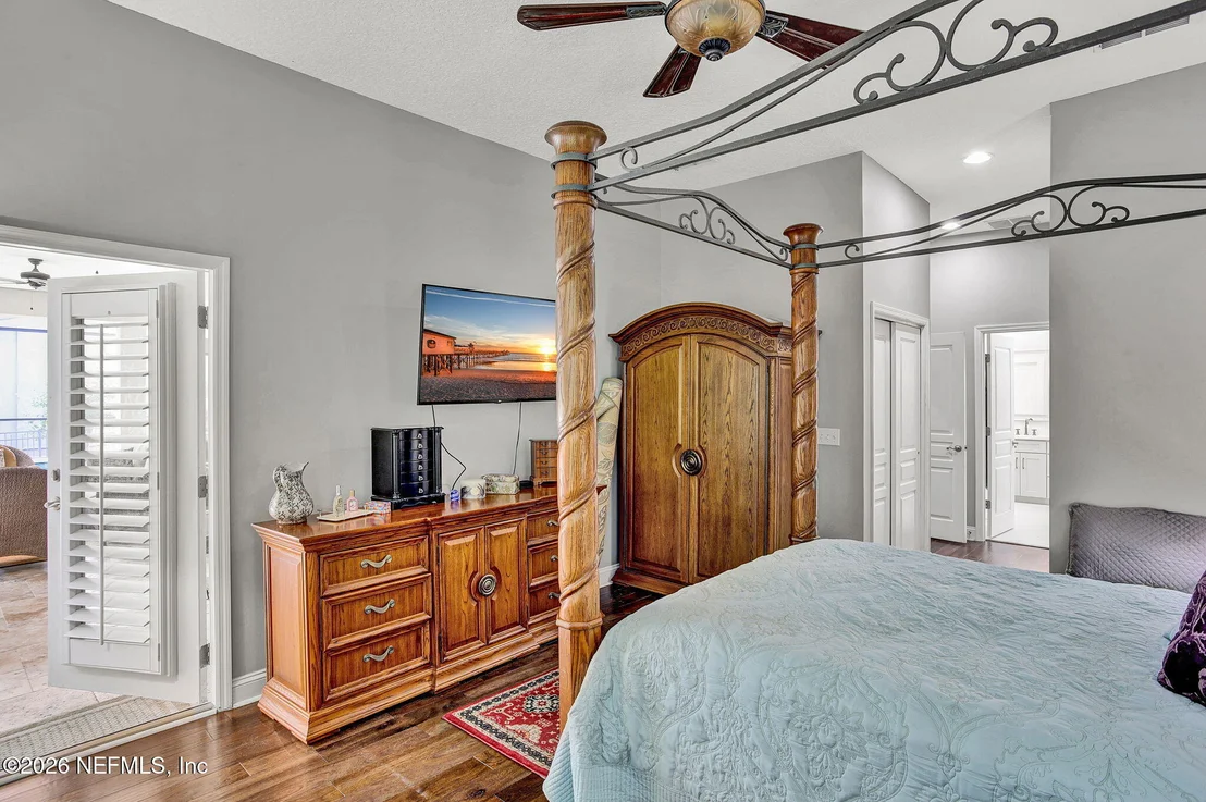 Photo of 1809 FOREST GLEN Way