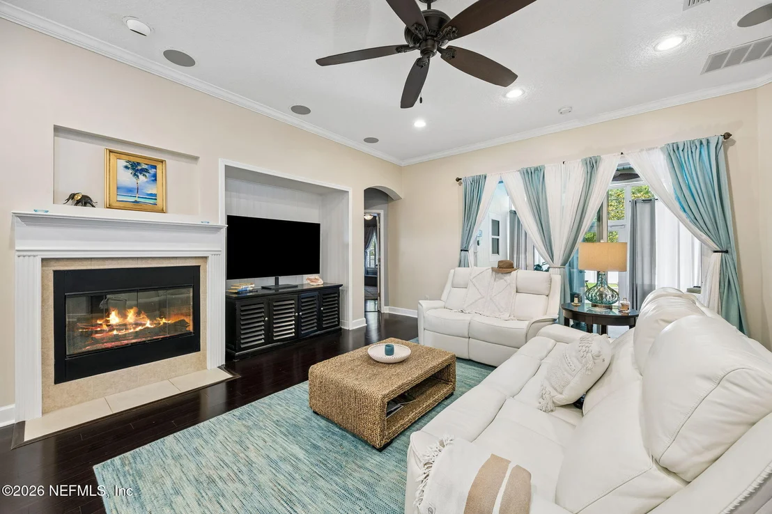 Photo of 276 ELLSWORTH Circle