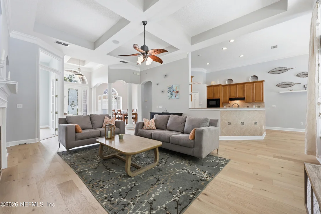 Photo of 1252 N BURGANDY Trail