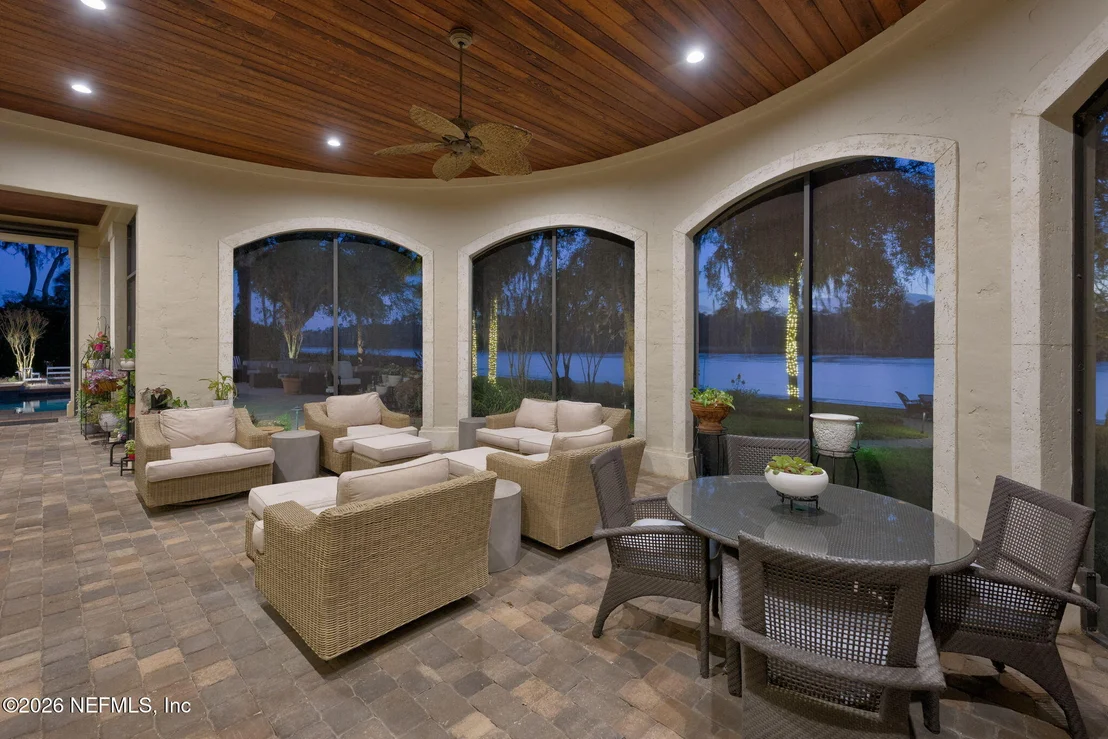 Photo of 24733 HARBOUR VIEW Drive