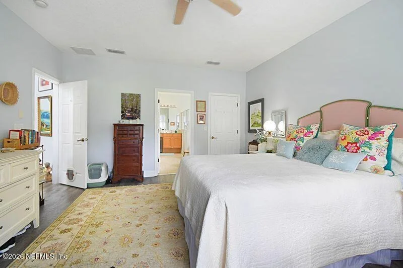 Photo of 1045 OXFORD Drive