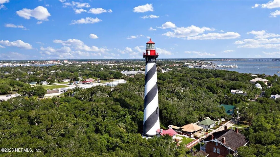 Photo of 191 OCEANVIEW Drive