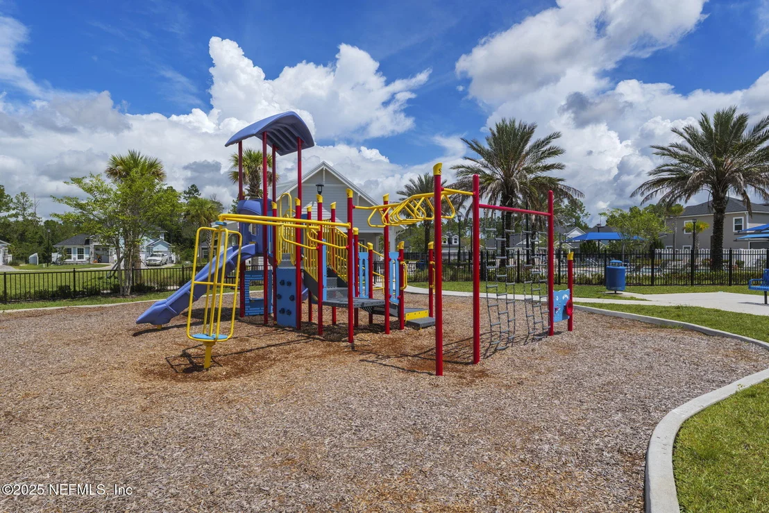 Photo of 264 HOLLY LANDING Way