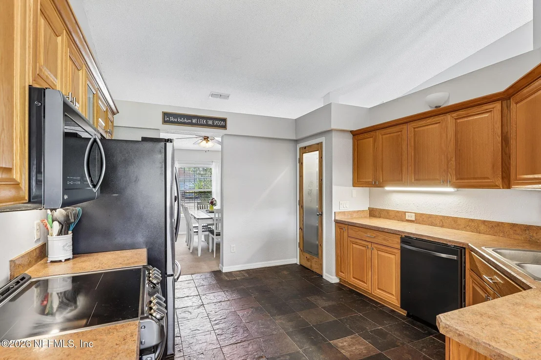 Photo of 3178 WAVERING Lane