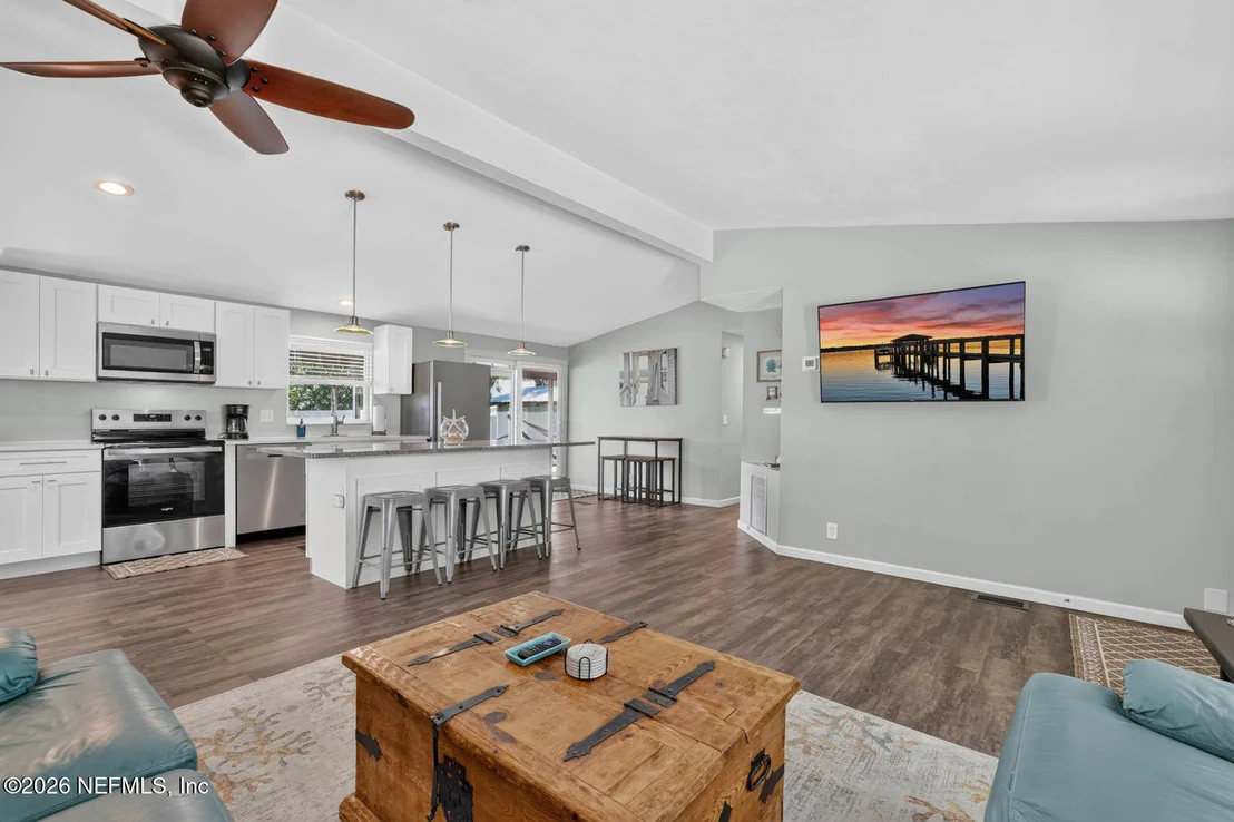 Photo of 6302 GOMEZ Road