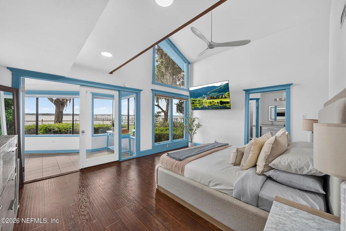 Photo of 13062 MANDARIN Road