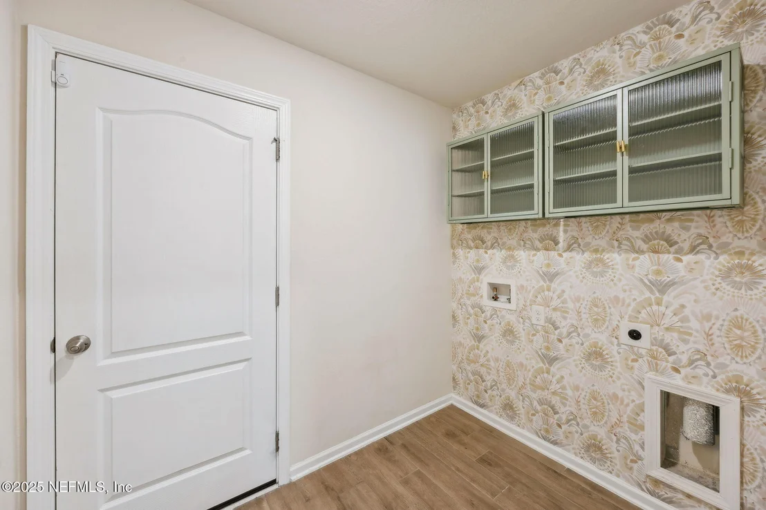 Photo of 70414 WINDING RIVER Drive
