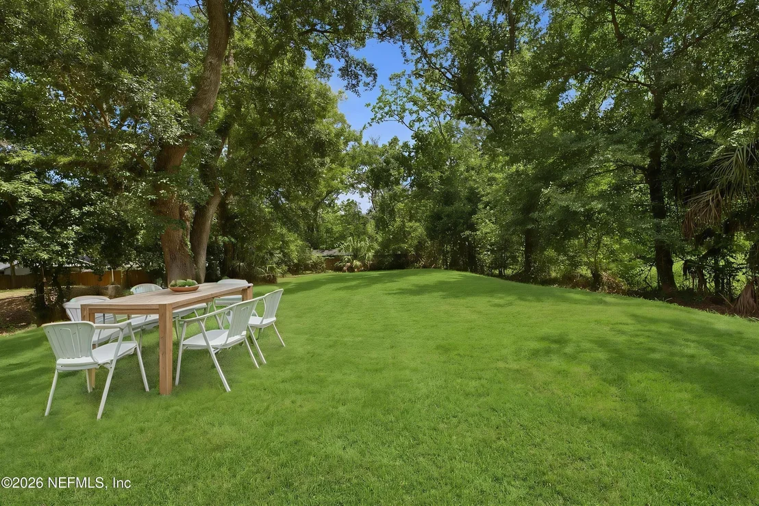 Photo of 4030 HUNTER Circle