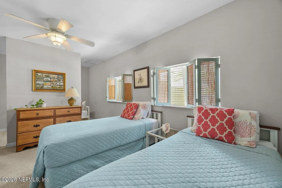 Photo of 409 LOBELIA Road