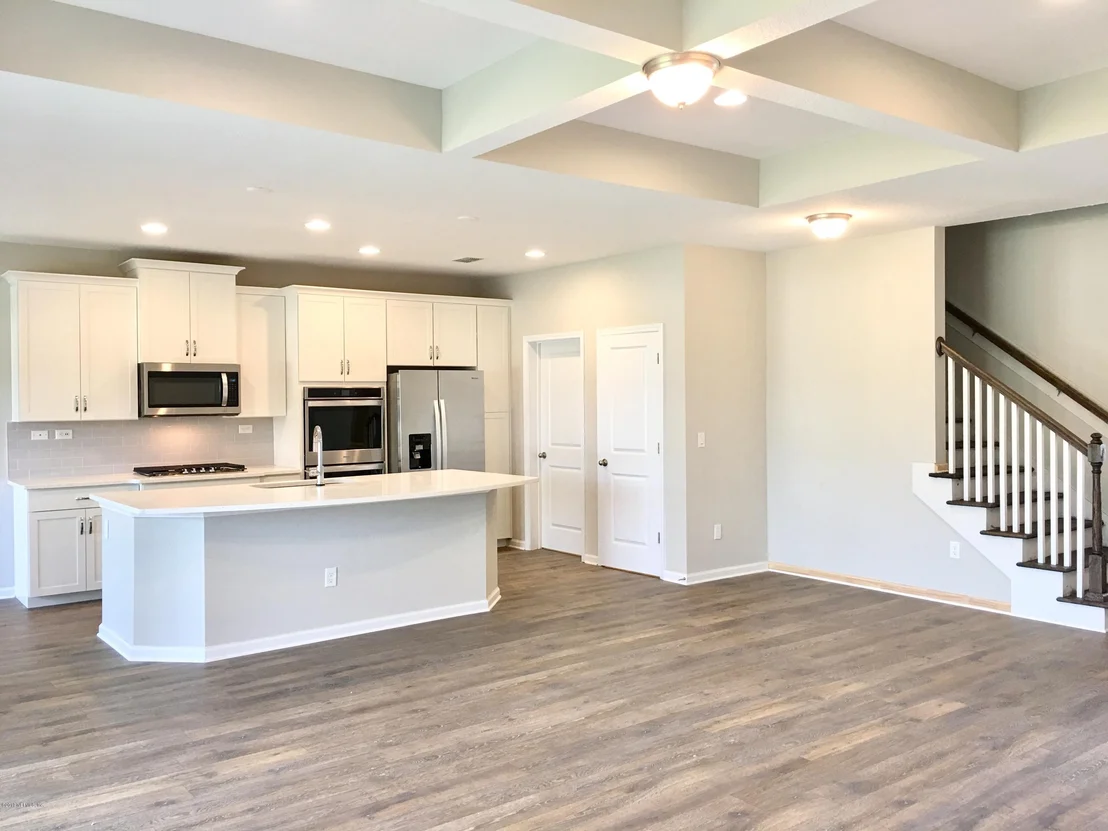 Photo of 222 LOMBARD Way