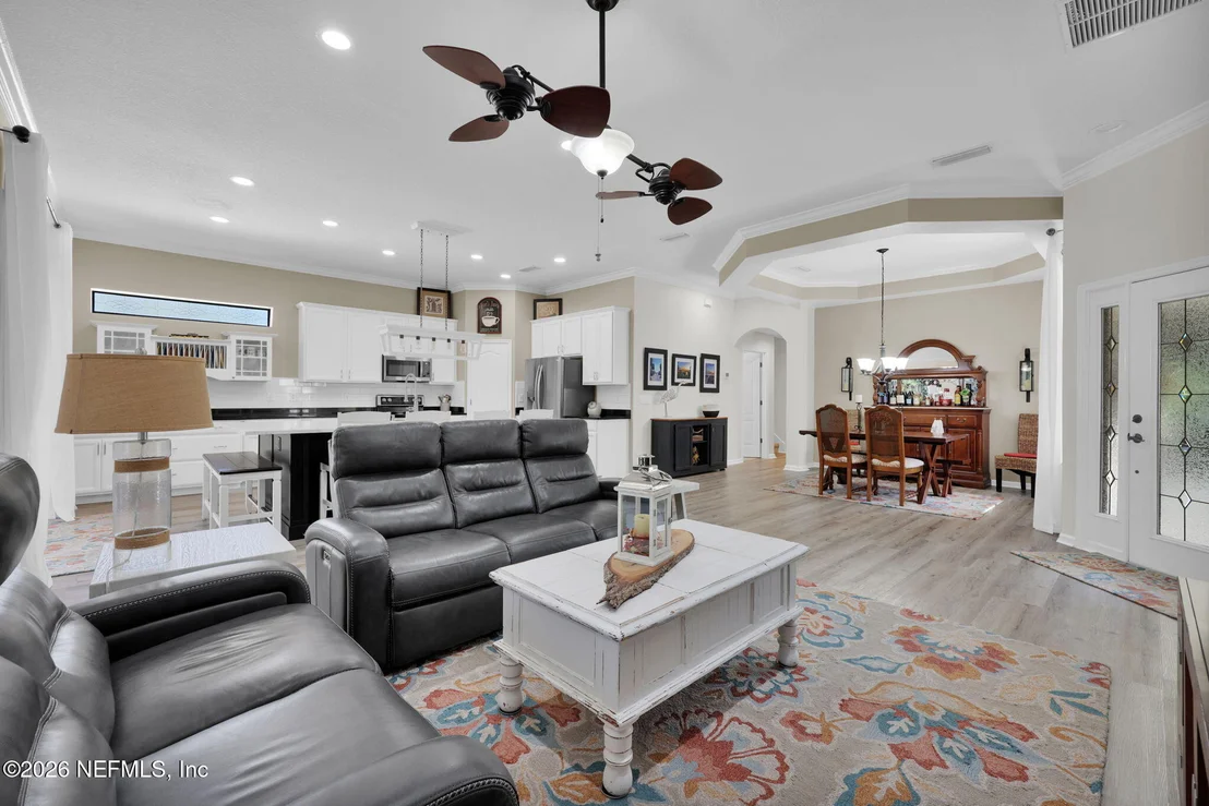 Photo of 113 CORNWALL Drive