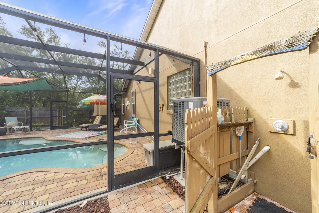 Photo of 408 NINETEENTH Street