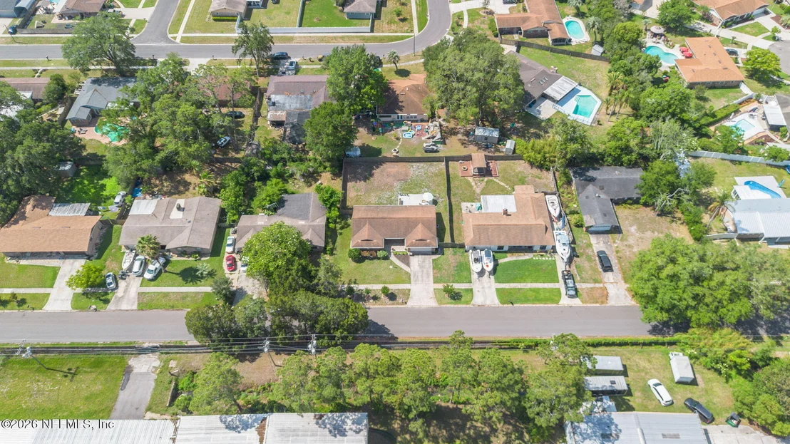 Photo of 1661 BARTLETT Avenue