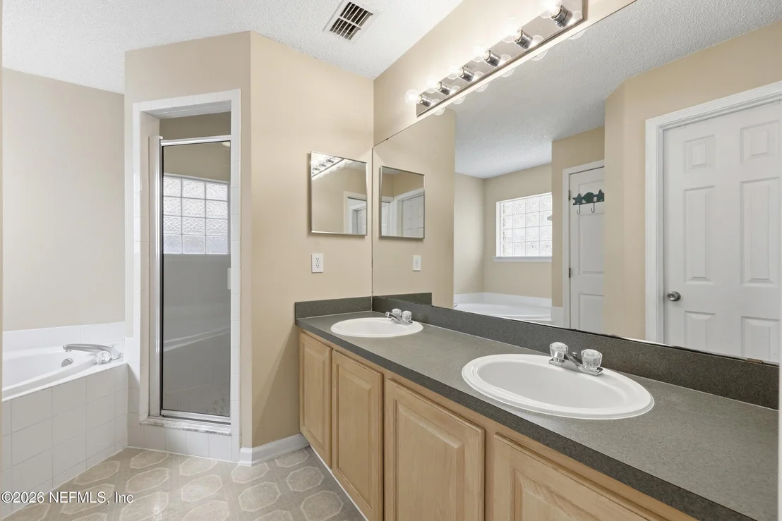 Photo of 3115 FIELDCREST Drive