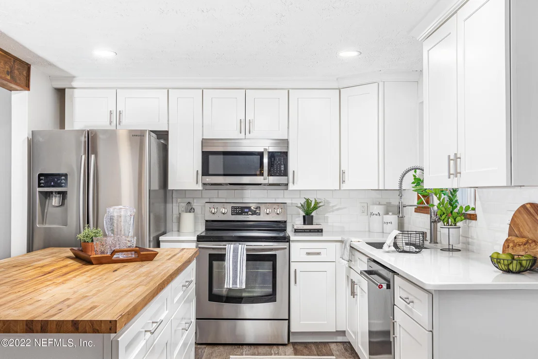 Photo of 1448 REPUBLIC Drive