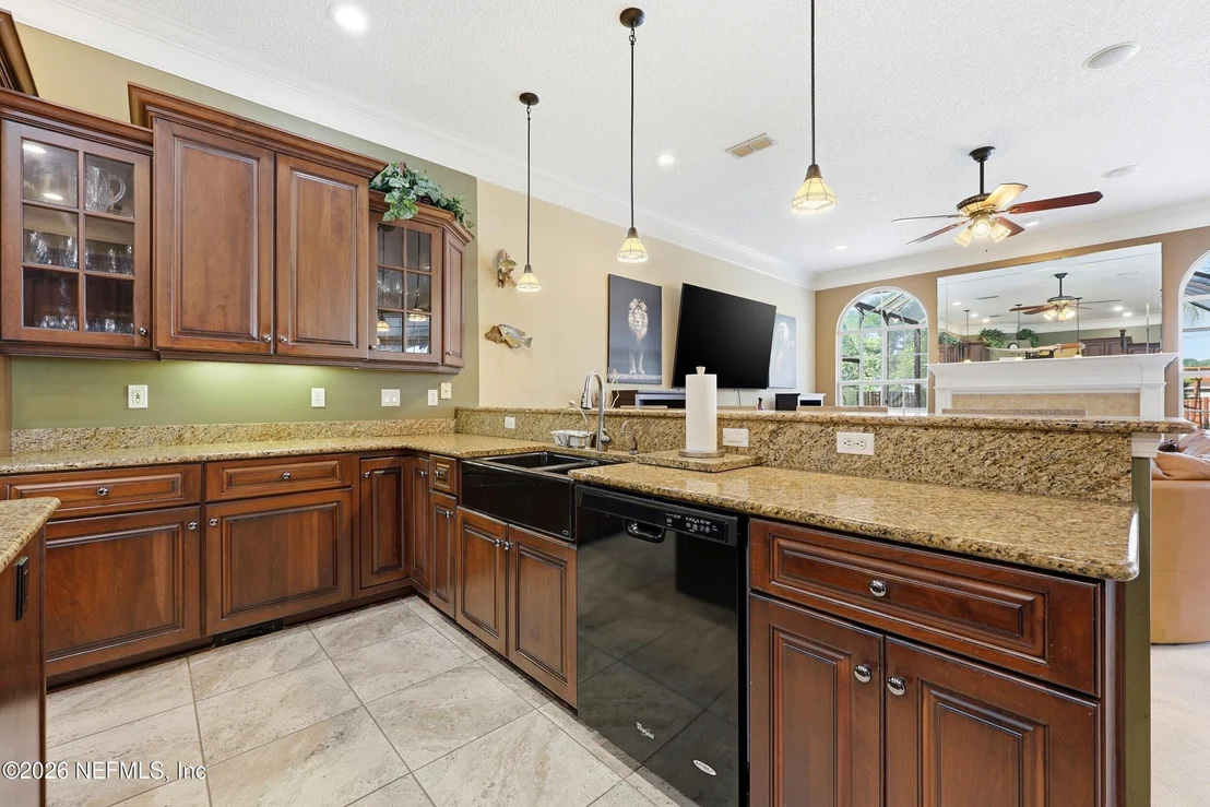 Photo of 1140 HIDEAWAY Drive N