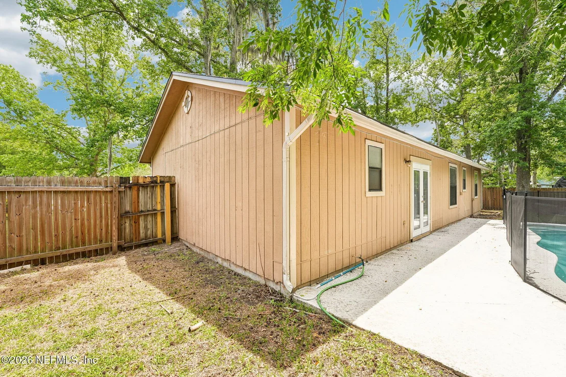 Photo of 1818 FARM Way