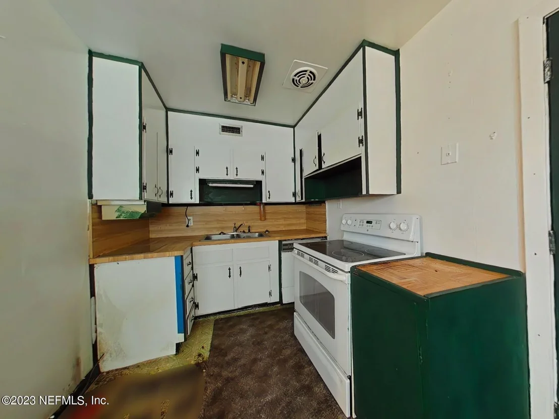 Photo of 6310 BADNUR Drive