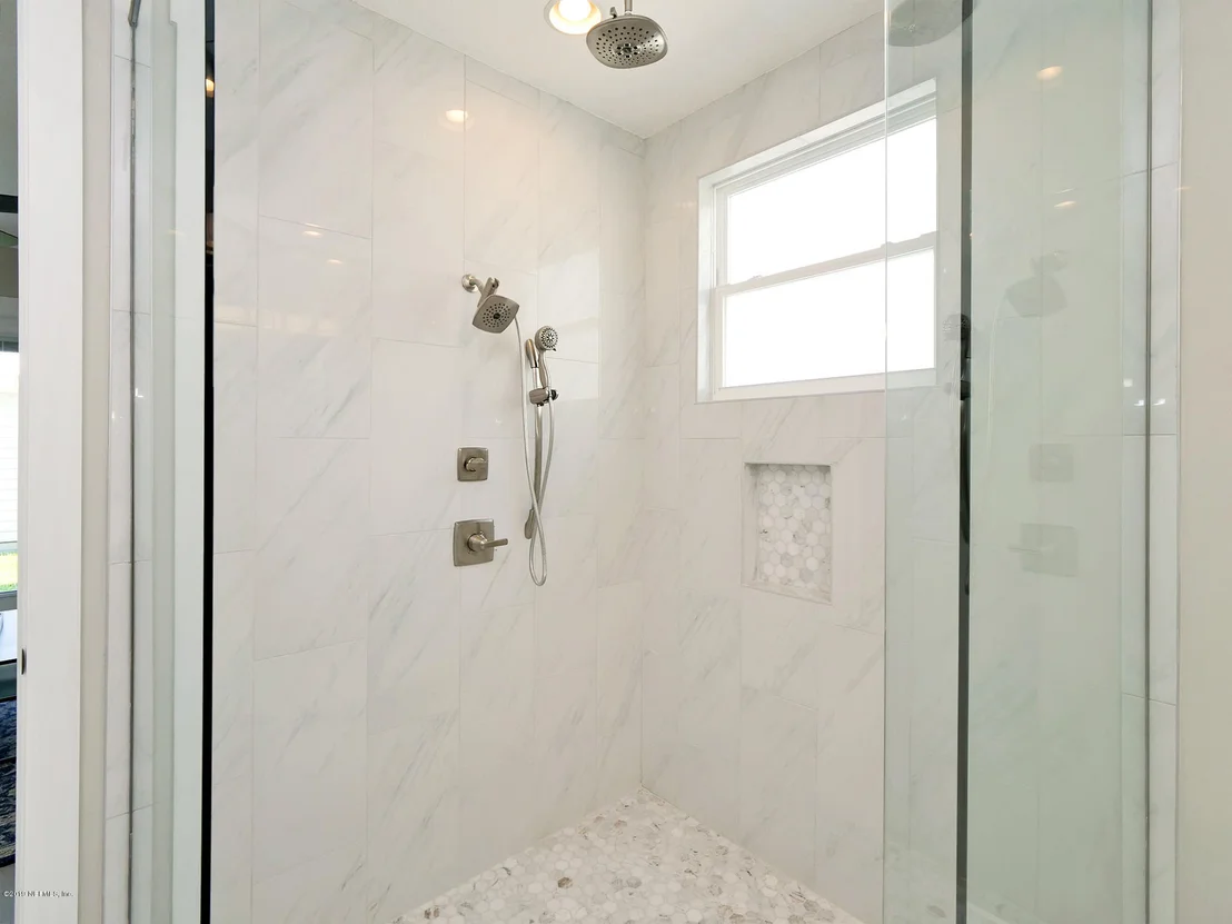 Photo of 232 DAVIS Street