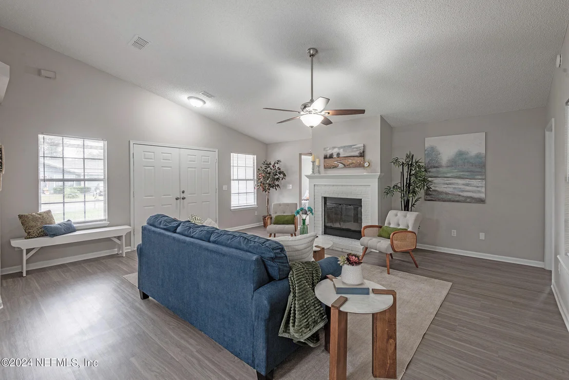 Photo of 572 JAMES WILSON Circle