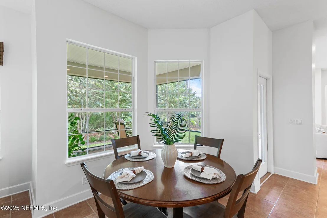 Photo of 148 LA MESA Drive