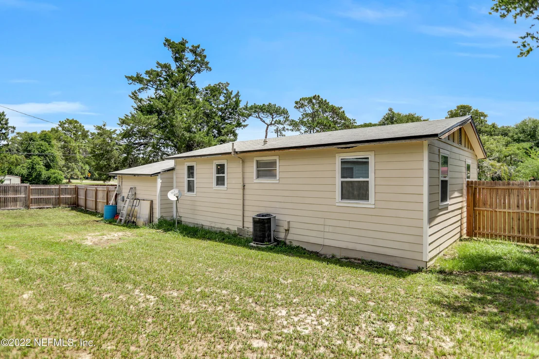 Photo of 2448 DAVIS Road