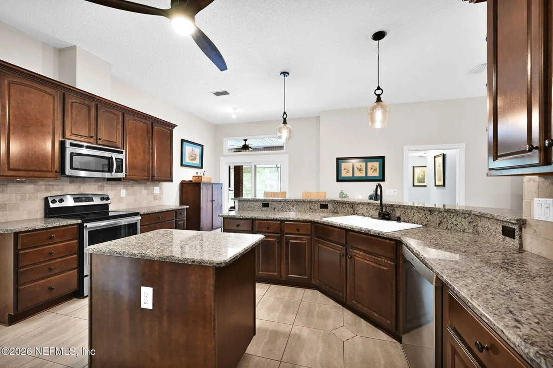 Photo of 1333 S HIDEAWAY Drive
