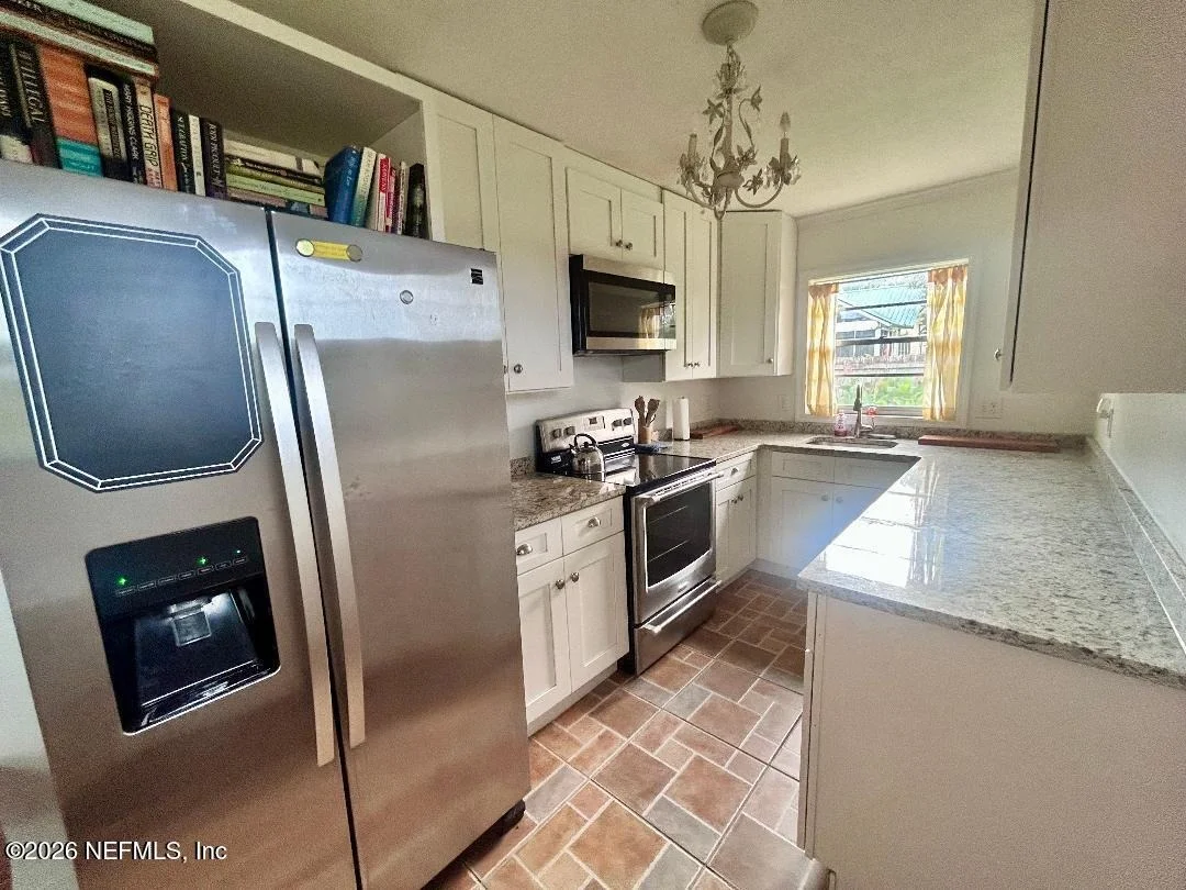 Photo of 32 E PARK Avenue