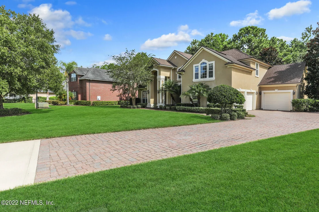 Photo of 275 STONEWELL Drive