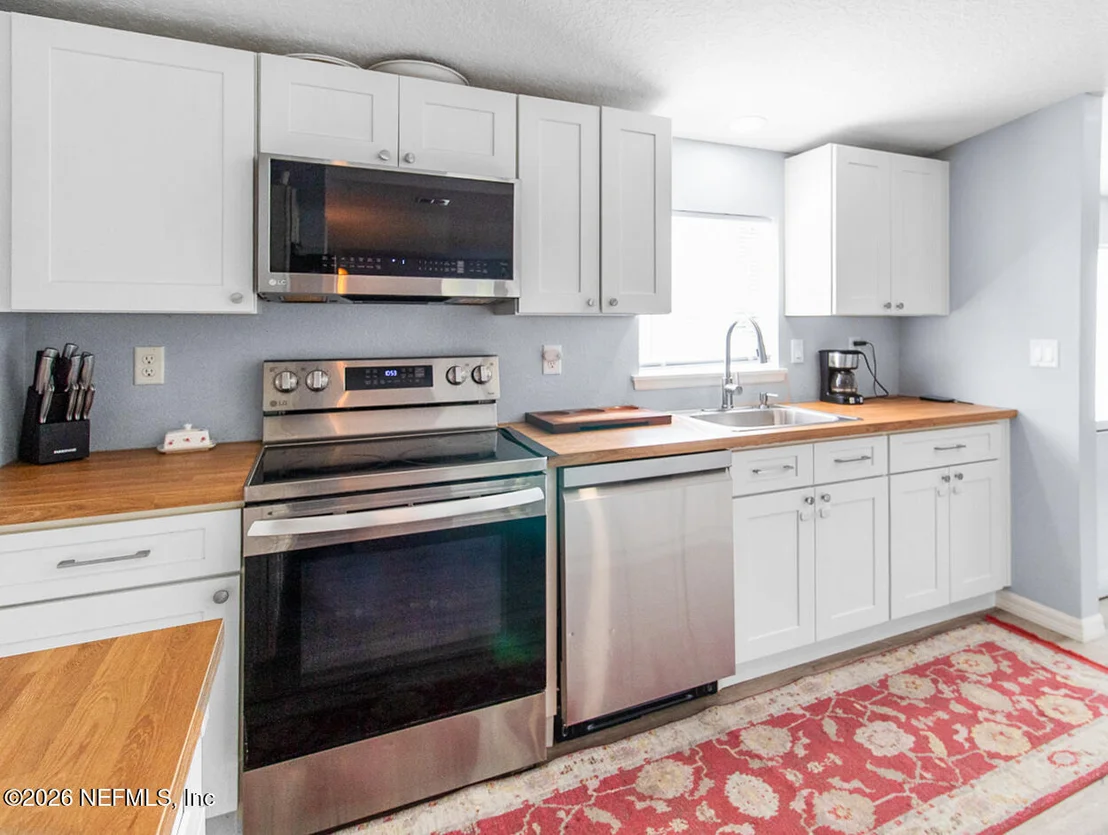 Photo of 1108 W KING Street