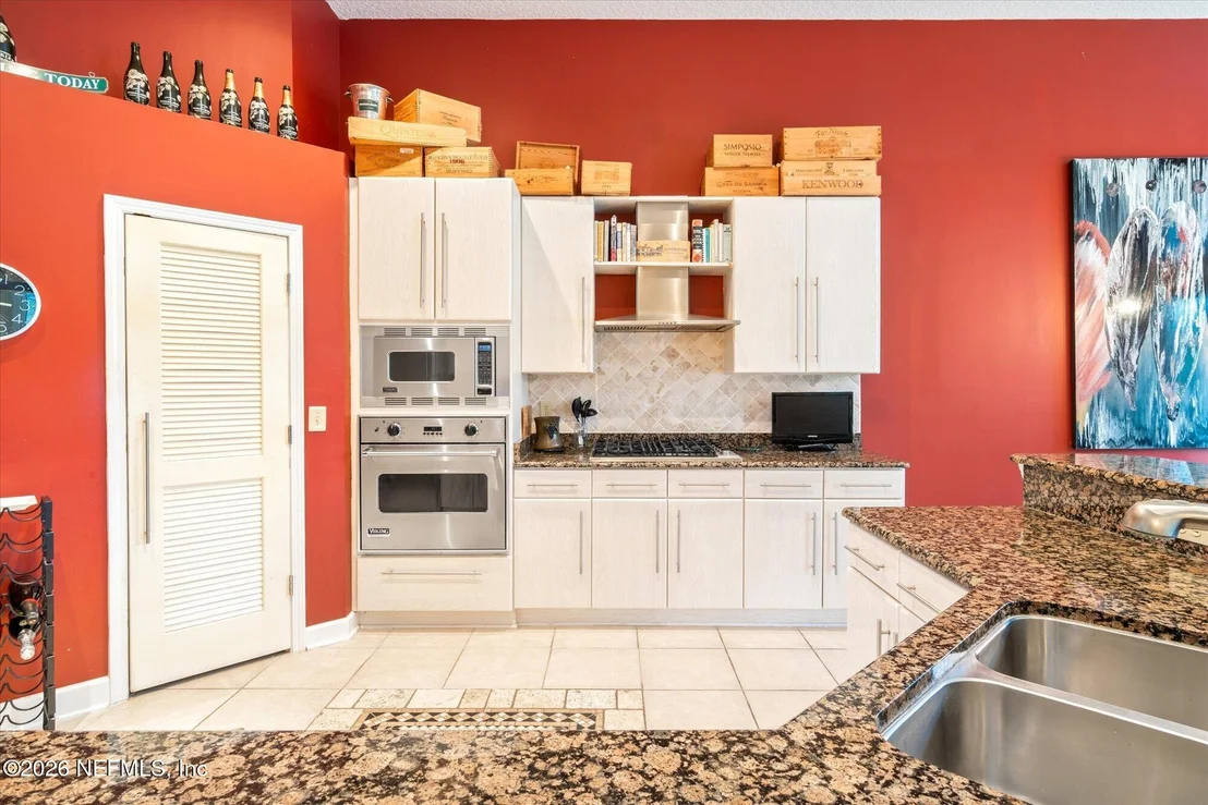 Photo of 616 DONALD ROSS Way