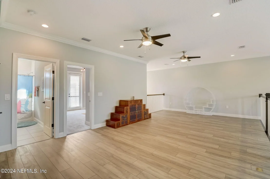 Photo of 10152 SILVERBROOK Trail