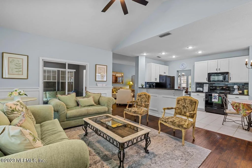 Photo of 1056 MEADOW VIEW Lane