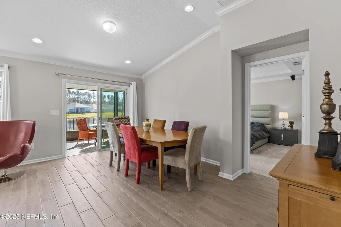 Photo of 1178 SHETLAND Drive