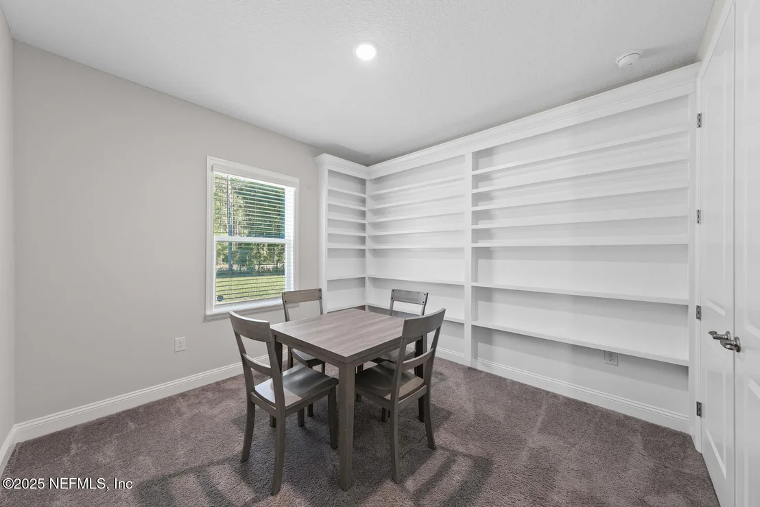 Photo of 56310 CREEKSIDE Way