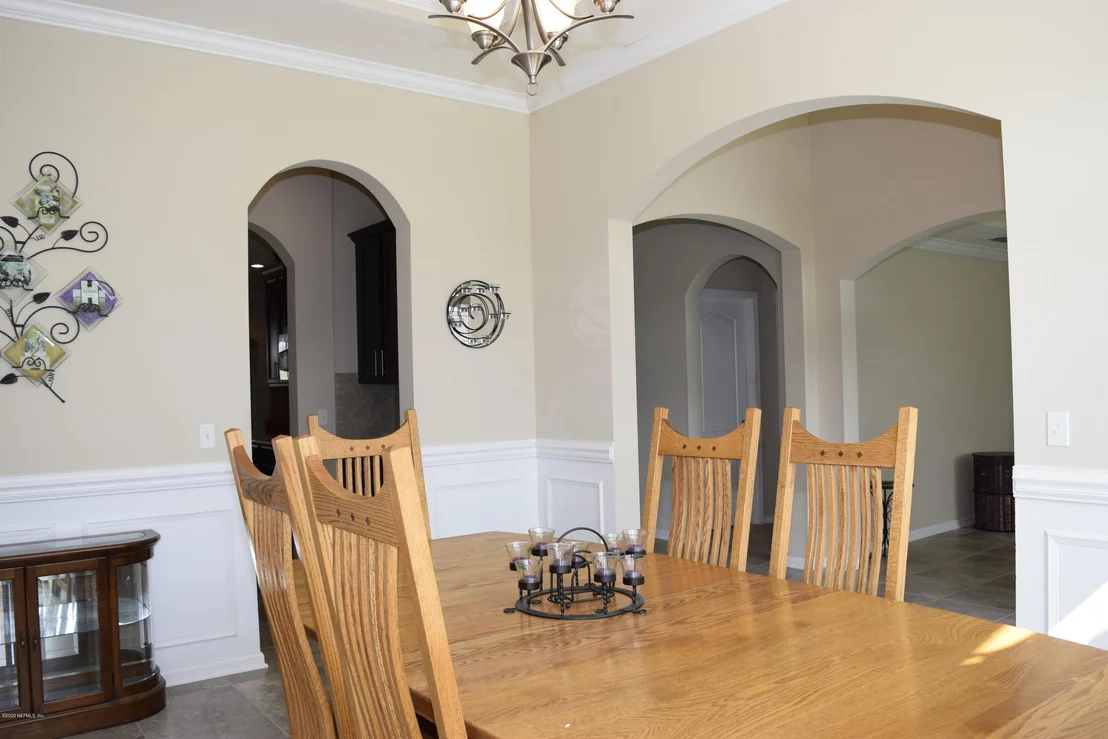 Photo of 167 E POSITANO Avenue