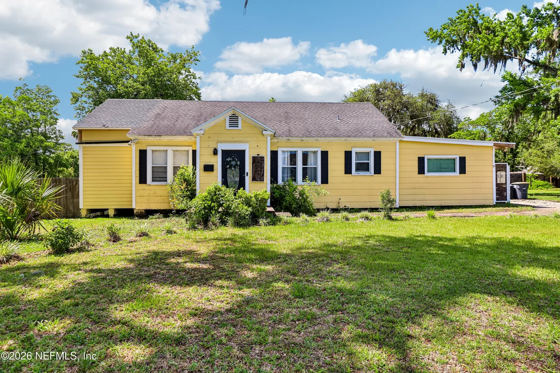 Photo of 2252 MILLS Road