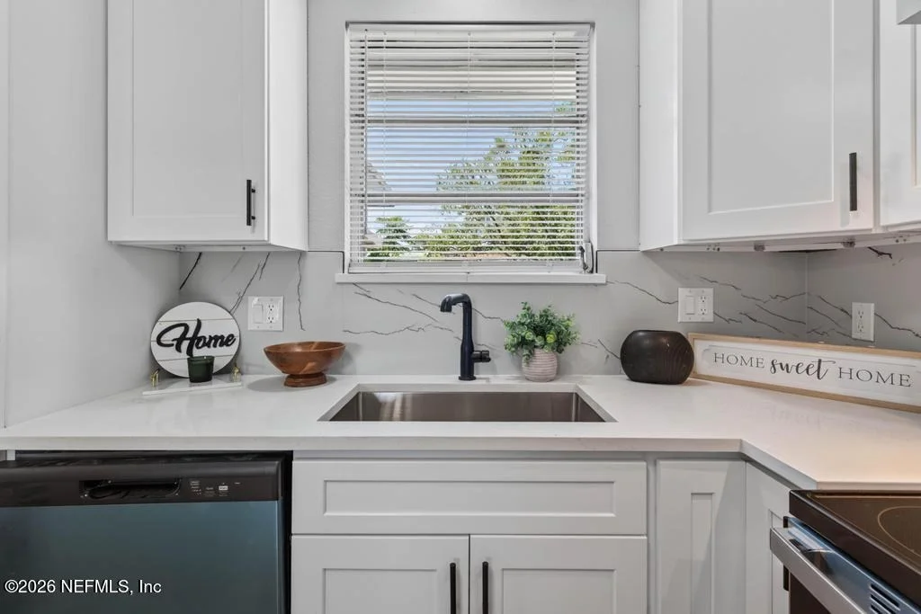 Photo of 6326 REGIMENT Drive