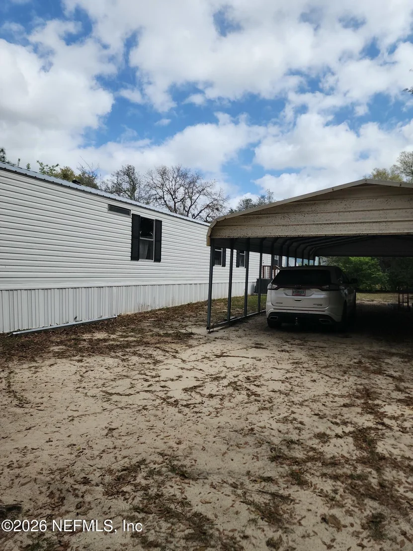 Photo of 231 LAKEVIEW Court