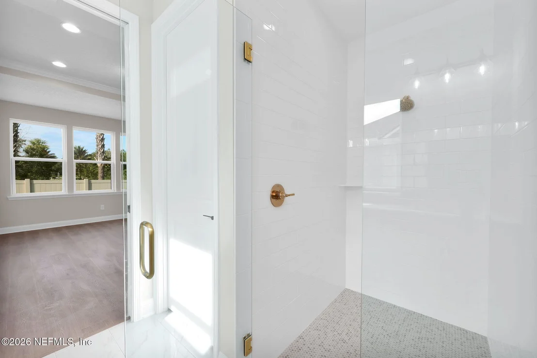Photo of 334 SEAMARK Drive