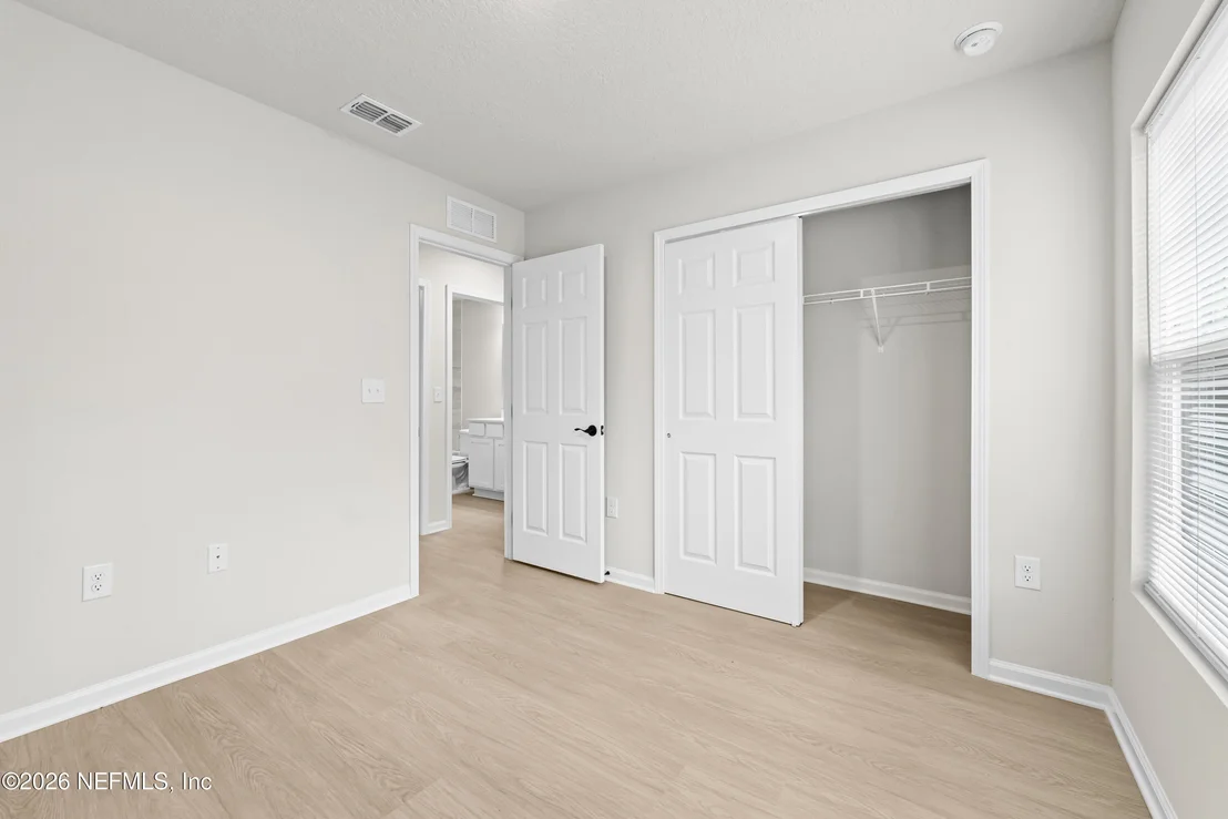Photo of 1004 STARK Street