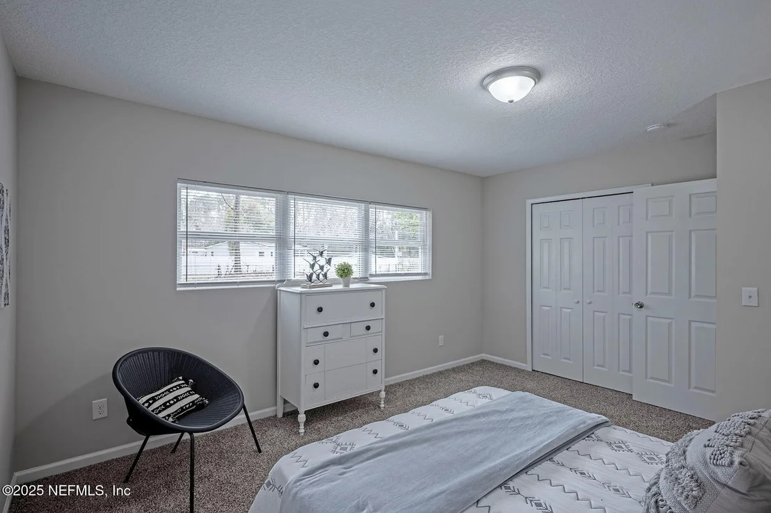 Photo of 10377 GRAYSON Street