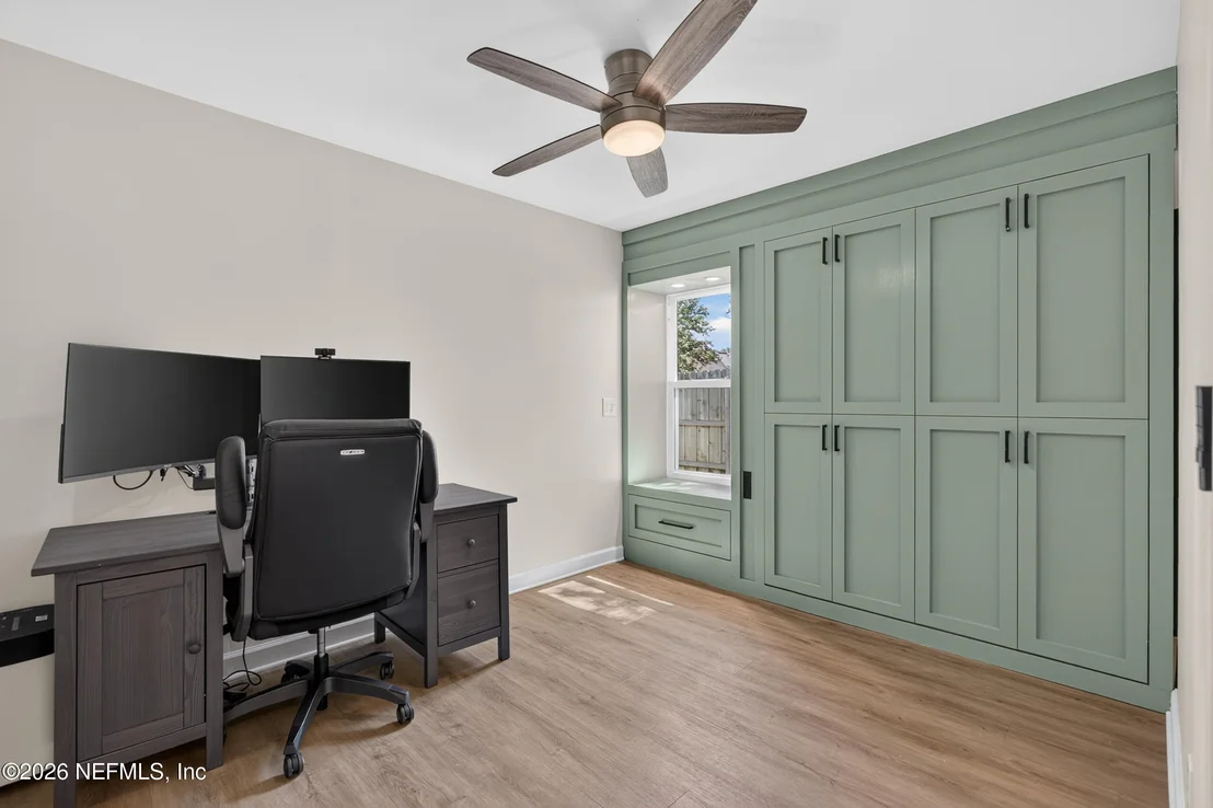 Photo of 12151 SUNCHASE Drive